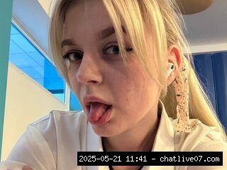 Natural, Stockings, Twerk, Sph, Joi, Snapshot, Footsex, Striptease, Rolepla..., striptease white 17