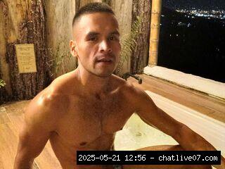 Uncut, Flexing, Strangle, Ball gag, Dirty talk, Sph, Joi, Snapshot, Footsex..., Strangle 0