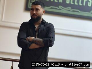 Uncut, Beard, Tatoo, Flexing, Face sitting, Nipple play, Dirty talk, Joi, S..., beard 9