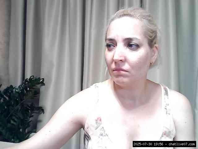 Shaved white, Shaved babes, Group chat for 20 39 tokens, Full privates for ..., Kiiroo 18