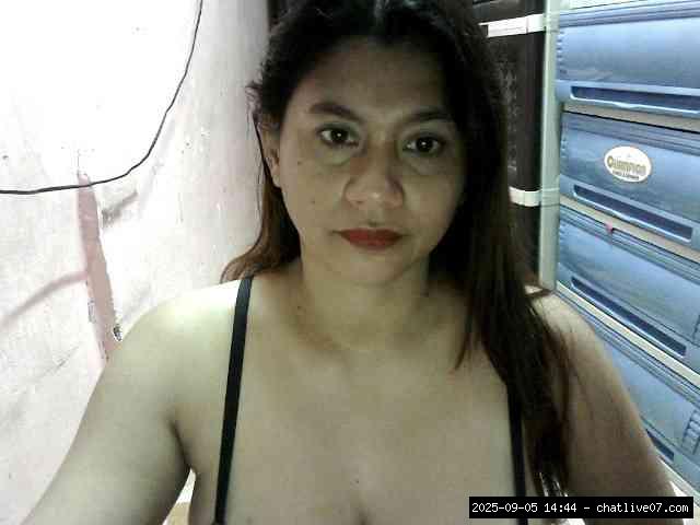 Group chat for 40 tokens, Full privates for 30 59 tokens, Privates for 30 5..., Brunette Hair 0
