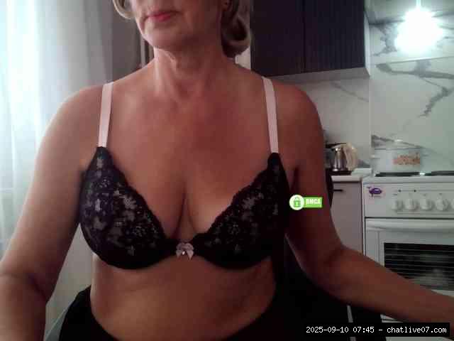 Group chat for 40 tokens, Full privates for 60 89 tokens, Privates for 60 8..., brunettes grannies 17