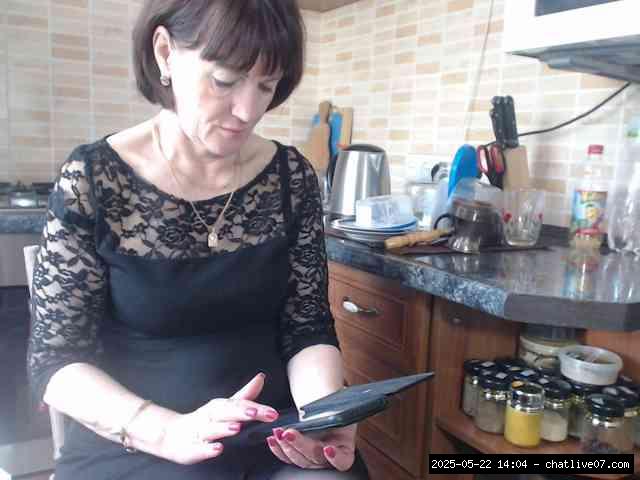 Shaved white, Shaved mature, Group chat for 20 39 tokens, Full privates for..., ukrainian 7