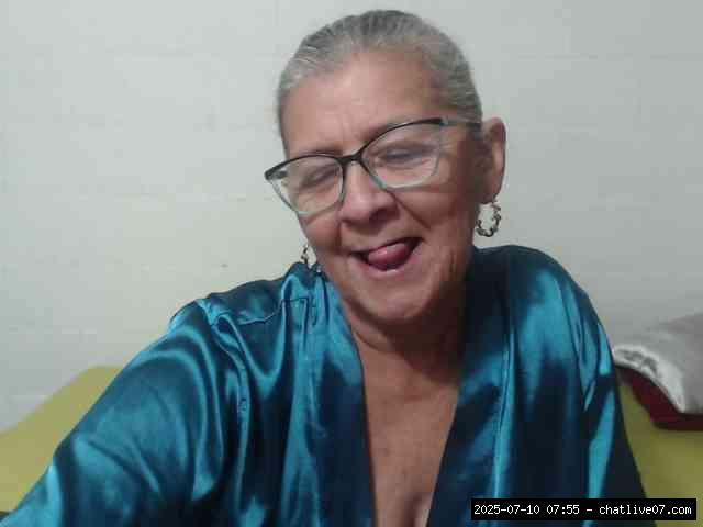 Group chat for 20 39 tokens, Full privates for 90 tokens, Privates for 60 8..., Fisting Grannies 10