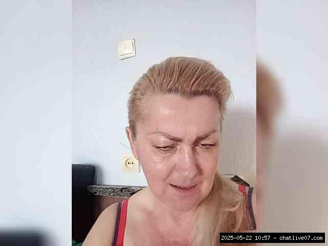 Shaved white, Shaved mature, Group chat for 40 tokens, Full privates for 90..., mobile mature 13