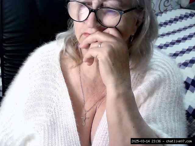 Group chat for 20 39 tokens, Full privates for 90 tokens, Privates for 60 8..., ukrainian grannies 7