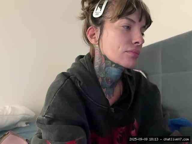 Group chat for 40 tokens, Full privates for 60 89 tokens, Privates for 60 8..., Gothgirl 2