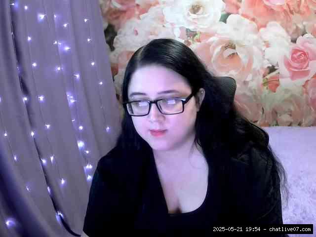 Shaved white, Shaved babes, Group chat for 20 39 tokens, Full privates for ..., Hd Plus 0