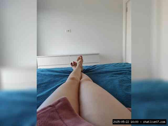 Shaved white, Shaved babes, Group chat for 40 tokens, Full privates for 90 ..., Bigboots 2