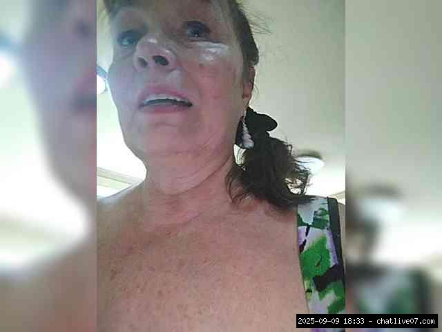 Group chat for 40 tokens, Full privates for 60 89 tokens, Privates for 60 8..., fisting grannies 9