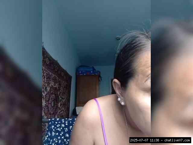 Group chat for 20 39 tokens, Full privates for 90 tokens, Privates for 60 8..., Anal White 16
