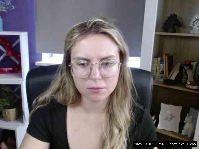 Group chat for 20 39 tokens, Full privates for 90 tokens, Privates for 30 5..., Privates For 90 Tokens 16