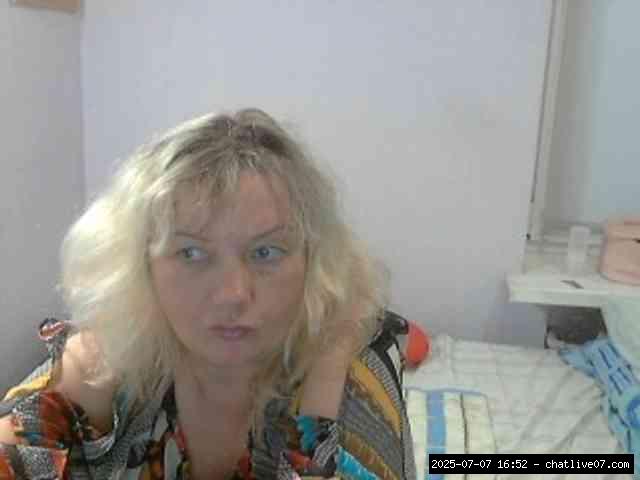 Group chat for 20 39 tokens, Full privates for 90 tokens, Privates for 60 8..., Trimmed Mature 12