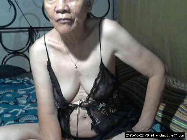 Group chat for 20 39 tokens, Full privates for 30 59 tokens, Privates for 3..., Shaved Grannies 4