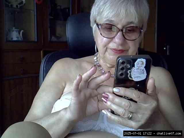 Group chat for 20 39 tokens, Full privates for 30 59 tokens, Privates for 3..., arab grannies 3
