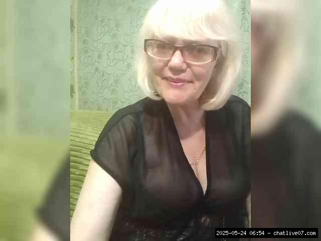 Group chat for 20 39 tokens, Privates for 60 89 tokens, American, White mat..., Blonde Mature 2