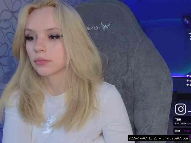 Shaved white, Shaved teens, Full privates for 90 tokens, American, White te..., Games 6