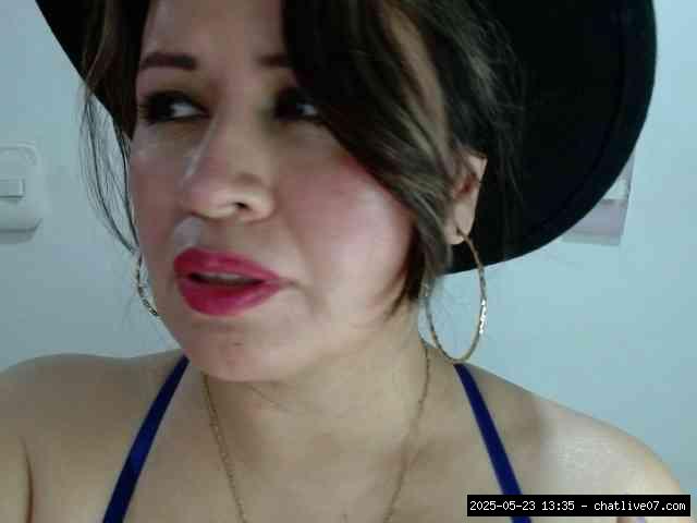 Shaved mature, Shaved latina, Group chat for 10 19 tokens, Full privates fo..., Afrolatina 6