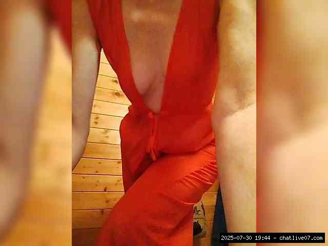 Group chat for 40 tokens, Full privates for 30 59 tokens, Privates for 30 5..., Cosplay Grannies 16