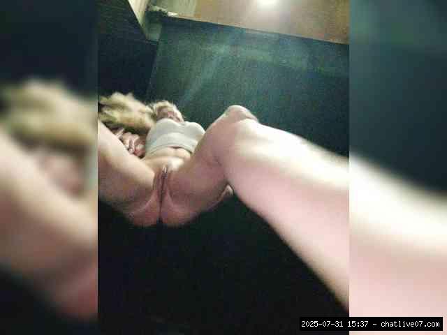 Shaved white, Shaved mature, Group chat for 40 tokens, Full privates for 90..., roundass 7