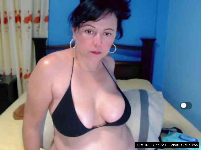 Shaved mature, Shaved latina, Group chat for 20 39 tokens, Full privates fo..., Housewifes Latina 2
