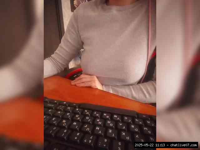 Group chat for 40 tokens, Full privates for 90 tokens, Privates for 90 toke..., handjob mature 13