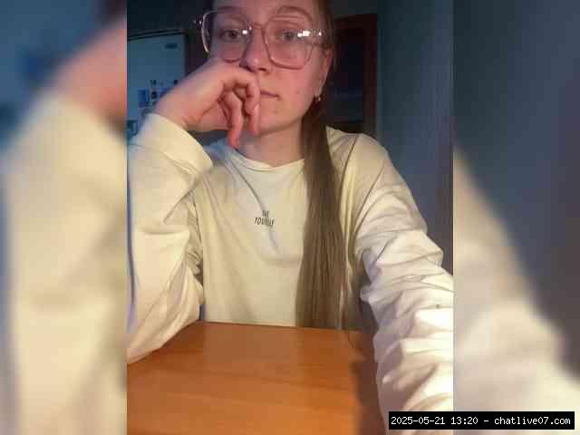 Shaved white, Shaved teens, Group chat for 20 39 tokens, Full privates for ..., Mobile 18