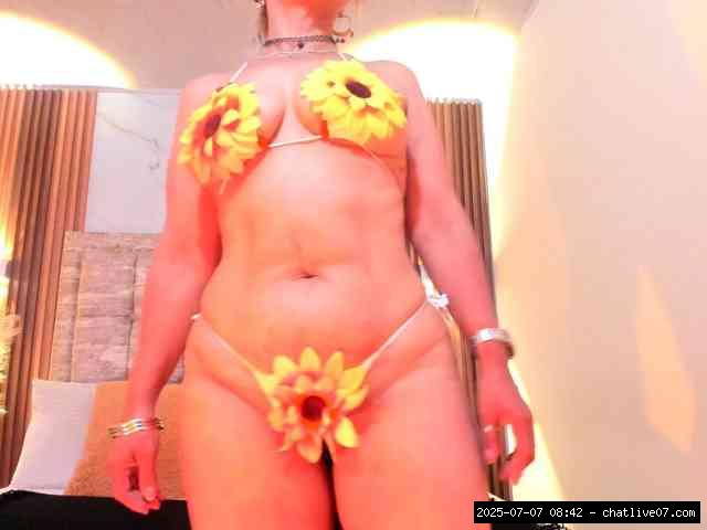 Shaved mature, Shaved latina, Group chat for 20 39 tokens, Full privates fo..., Latin Masturbation 6
