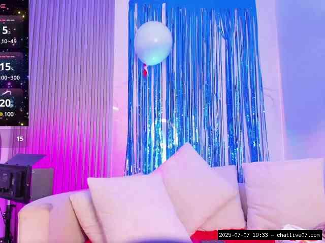 Group chat for 20 39 tokens, Full privates for 90 tokens, Privates for 30 5..., Ebony Blowjob 10