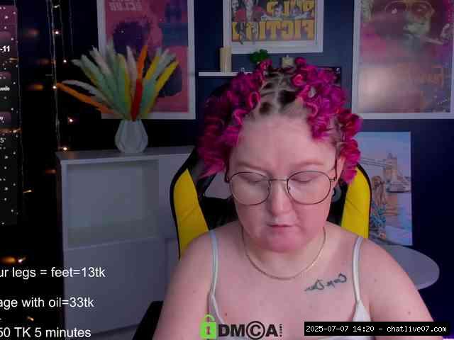 Shaved white, Shaved teens, Group chat for 20 39 tokens, Full privates for ..., cock sucking 11