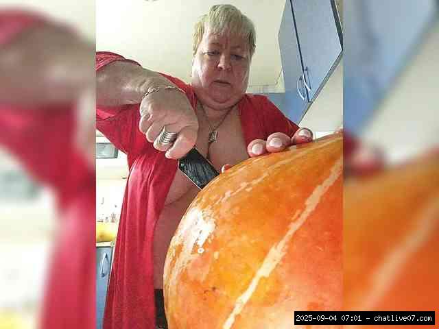 Shaved white, Shaved grannies, Group chat for 20 39 tokens, Full privates f..., bbw grannies 17
