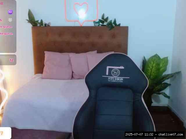Group chat for 20 39 tokens, Full privates for 90 tokens, Privates for 60 8..., brunette teens 11