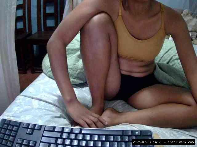 Shaved teens, Shaved ebony, Group chat for 20 39 tokens, Full privates for ..., Cum Inside 4