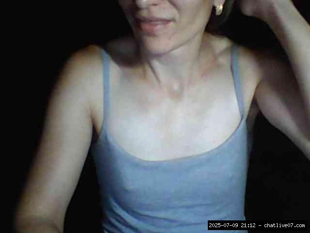 Shaved white, Shaved mature, Group chat for 40 tokens, Full privates for 60..., Ukrainian Bbw 0