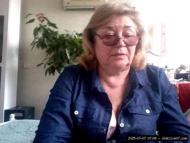 Group chat for 40 tokens, Full privates for 90 tokens, Privates for 30 59 t..., White Grannies 6