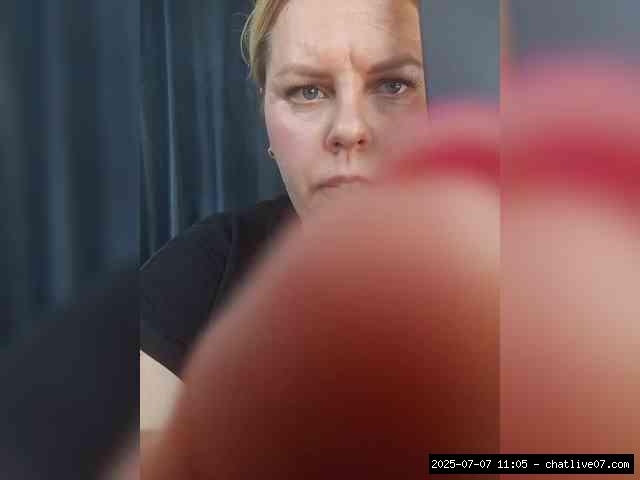 Shaved white, Shaved mature, Group chat for 20 39 tokens, Full privates for..., Ukrainian 2