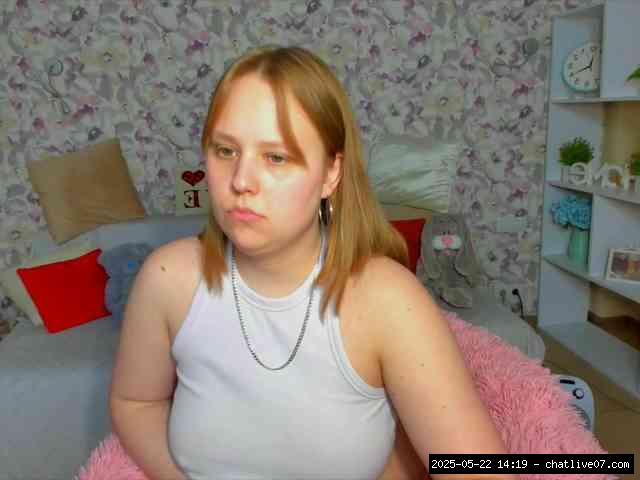 Shaved white, Shaved teens, Group chat for 40 tokens, Full privates for 60 ..., curvy teens 17