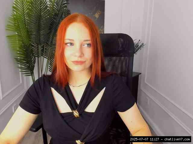 Shaved white, Shaved teens, Group chat for 40 tokens, Full privates for 60 ..., enjoying 5