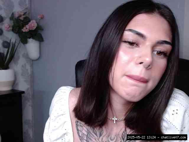 Shaved white, Shaved babes, Group chat for 20 39 tokens, Full privates for ..., soft 5
