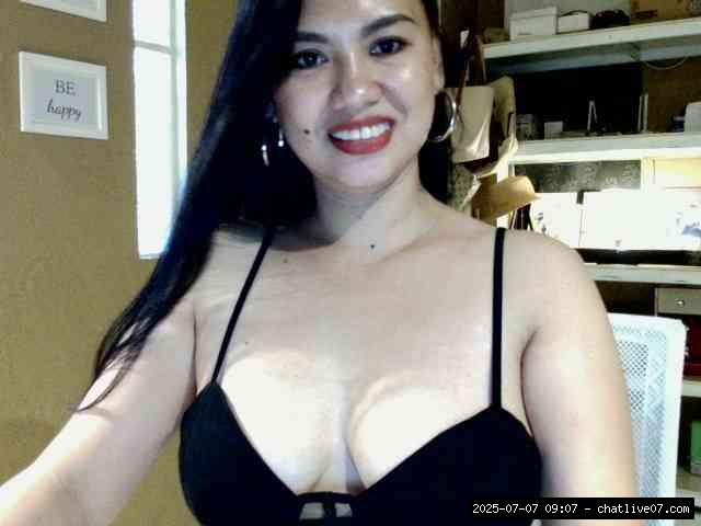 Group chat for 20 39 tokens, Full privates for 90 tokens, Privates for 60 8..., Trimmed Asian 14
