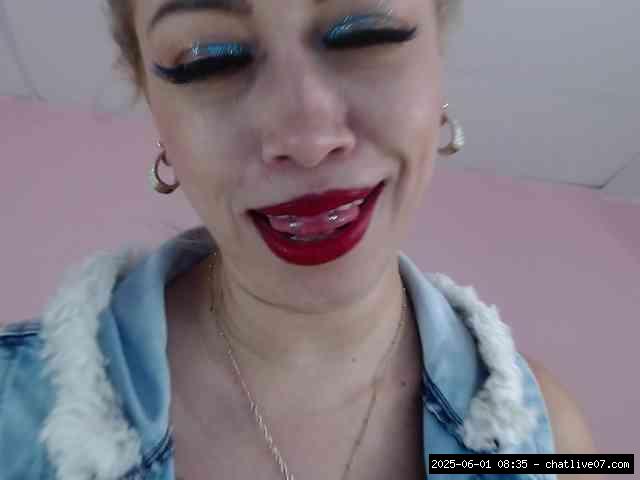 Group chat for 20 39 tokens, Full privates for 90 tokens, Privates for 60 8..., Mum 12
