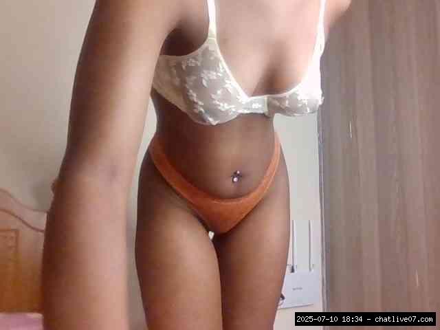Group chat for 20 39 tokens, Full privates for 90 tokens, Privates for 60 8..., Ebony Babes 18