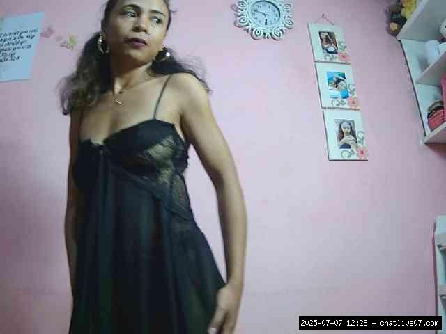 Group chat for 20 39 tokens, Full privates for 30 59 tokens, Privates for 3..., ball sucking 7