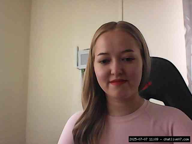 Shaved white, Shaved babes, Group chat for 10 19 tokens, Full privates for ..., medium tits 15