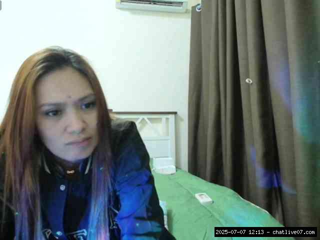 Group chat for 20 39 tokens, Full privates for 90 tokens, Privates for 60 8..., Petite Arab 0