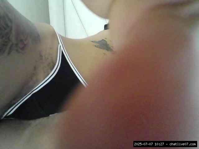 Group chat for 20 39 tokens, Full privates for 90 tokens, Privates for 60 8..., Cumming 18