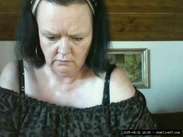 Dirty talk, Shaved white, Shaved grannies, Group chat for 40 tokens, Full p..., bbw white 7