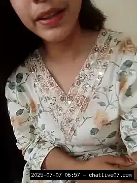 Girls, Teens, Small audience, Romantic teens, Romantic indian, Romantic, Pe..., big teens 11