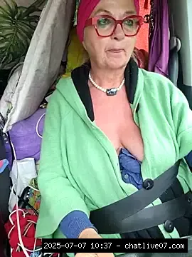 Girls, White grannies, White, Twerk white, Twerk grannies, Twerk, Topless w..., mobile grannies 1