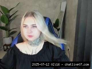 Hd, Tattoos, Solo show, Normal, No drinking, Facial piercings, Dildo or vib..., Vibrator 8